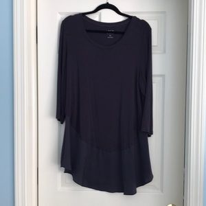 LOGO 3/4 length sleeve blackberry colored tunic top with panel at hem size XL